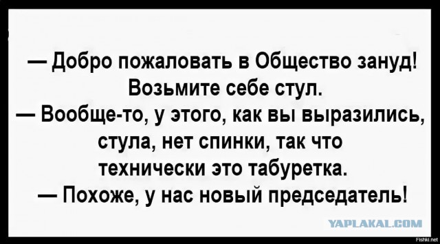⚡️ Выгрузка оружия и боеприпасов с захваченных украинских кораблей в Бердянске