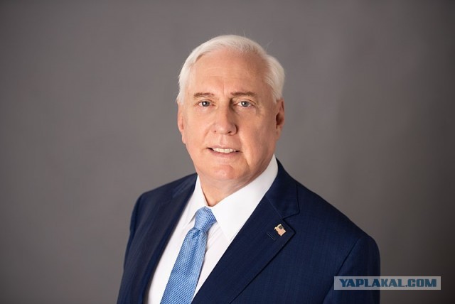 Дуглас МакГрегор, на страницах The American Conservative выступил с разгромной статьей по Украине