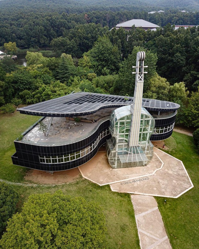 Заброшенная красота
