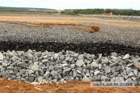 Почему плохие дороги в России?!