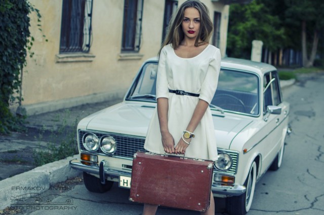 Девушки и Жигули