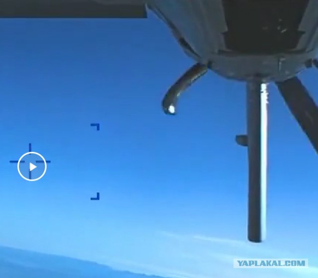 Видео "столкновения" российского Су-27 и американского беспилотника MQ-9 Reaper