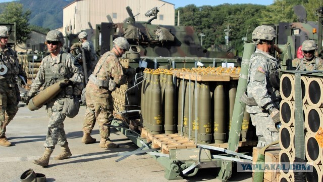 Украина начала применять на поле боя кассетные боеприпасы США