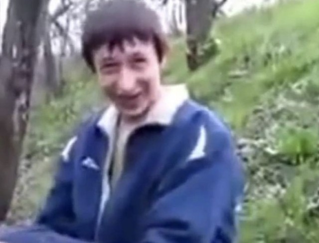 Эээ, я чечен, мы за вас воюем"