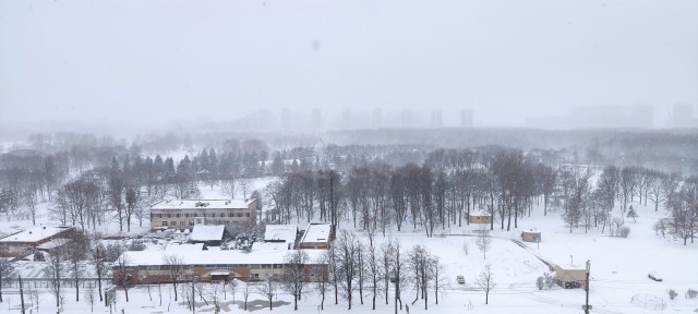 А из нашего окна, площадь Красная видна