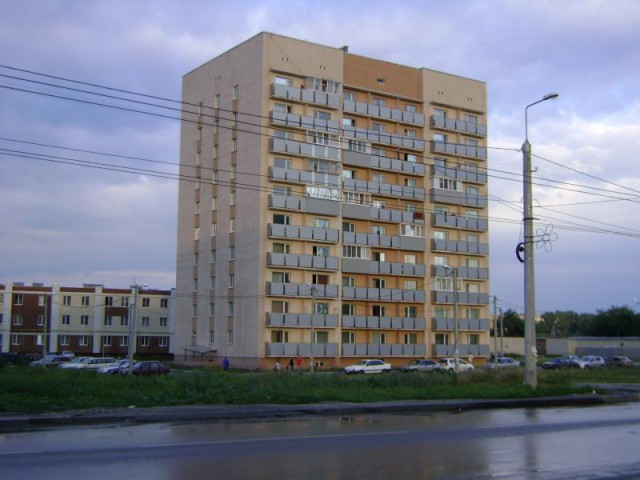Дети-сироты получили квартиру