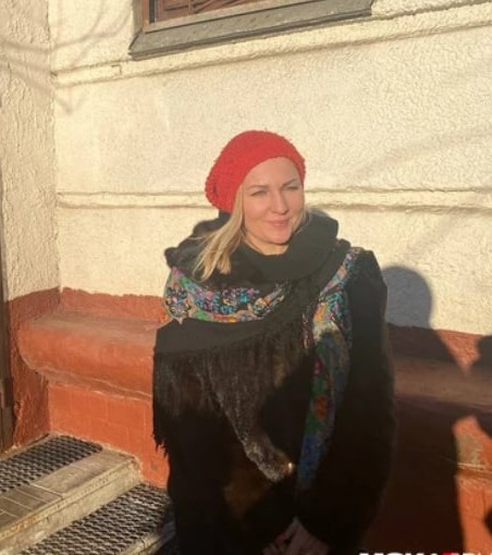 Жительница Москвы Елена попала на учет из-за сине-желтой аватарки 10-летней дочери.