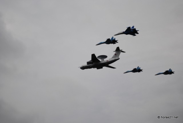 Самолеты над Москвой