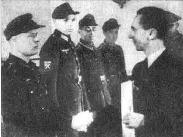 Памятник примирения – кому и зачем
