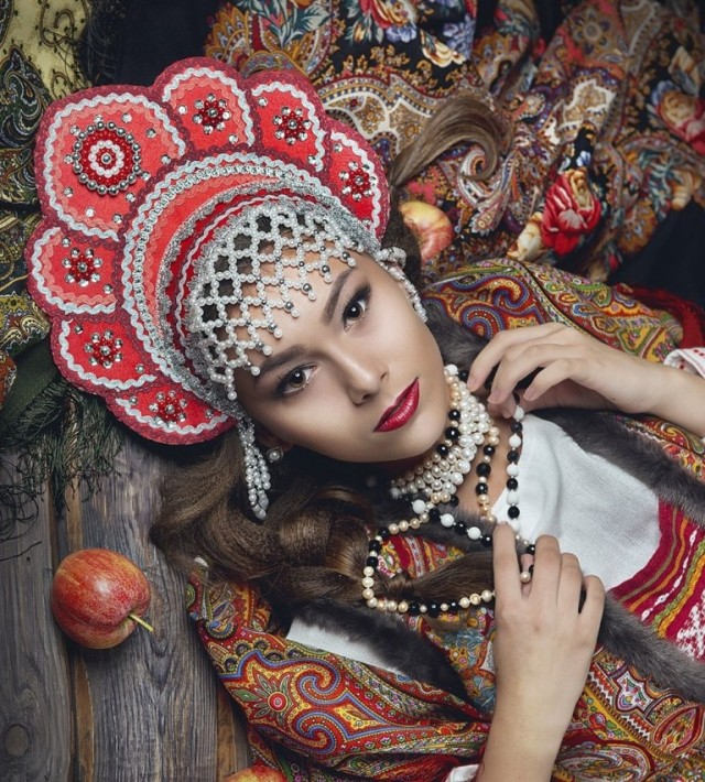 Барыни-сударыни и дворовые девки