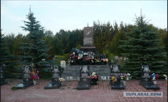 Псков. Мемориал экипажу Гудина