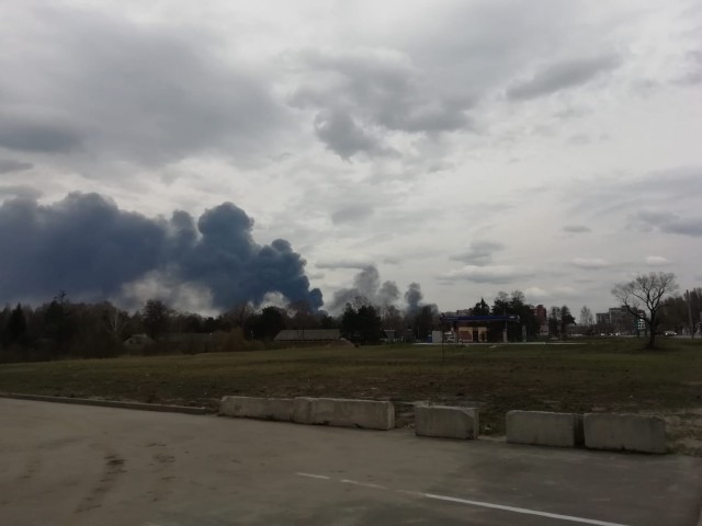 Пожар  около нефтебазы в Брянске