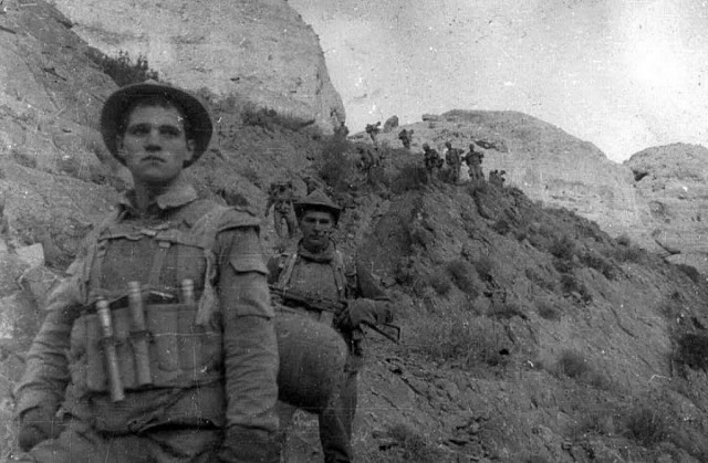 Фотографии связанных с историей Красной и Советской Армии.