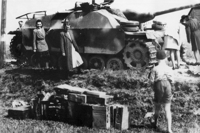 StuG III под кличкой "Гадюка", самая массовая в производстве с которой пришлось встретиться нашим дедам.