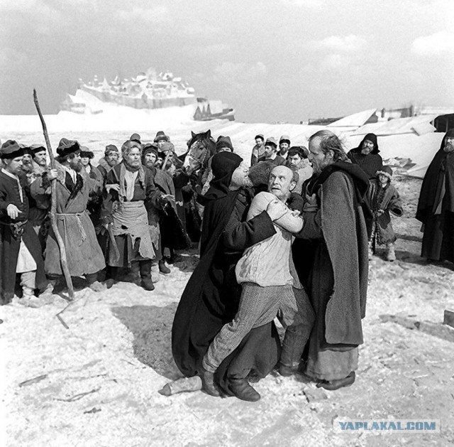 Ролан Быков в фильме «Андрей Рублёв».