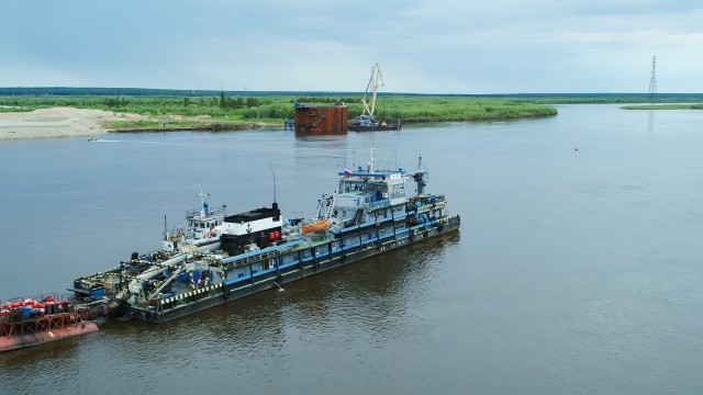 Немного фото строительства Ленского моста