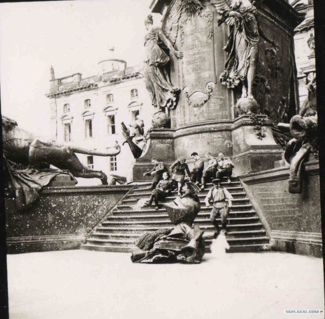 Фотографии второй мировой, многие цветные (фото)