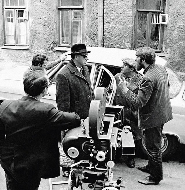 32 фотографии со съёмочных площадок