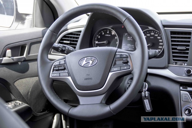 Новый Hyundai Elantra 2016 - получится ли? (Обзор)