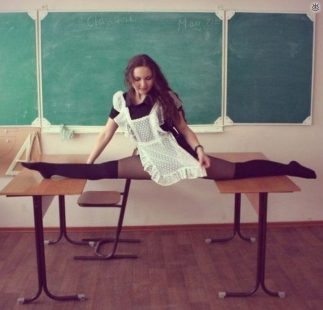 Дуры, хватит выёживаться перед фотиком