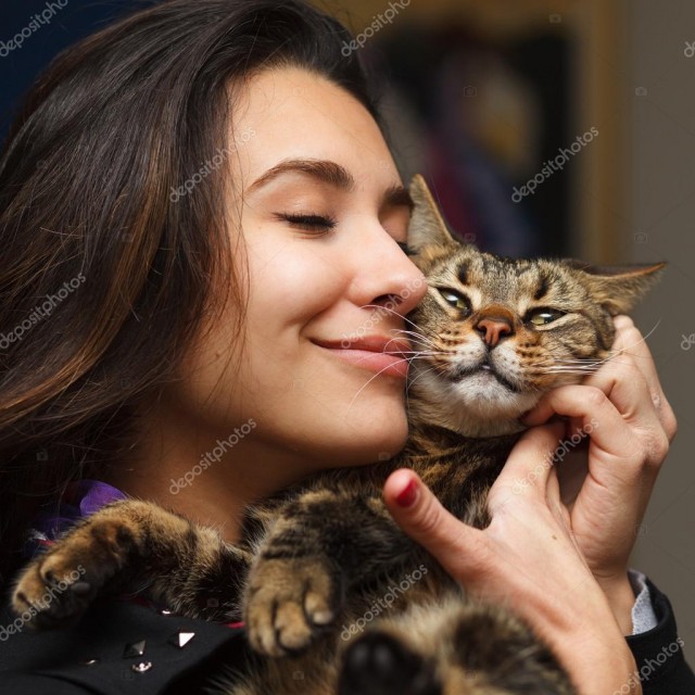 Девушки и котики