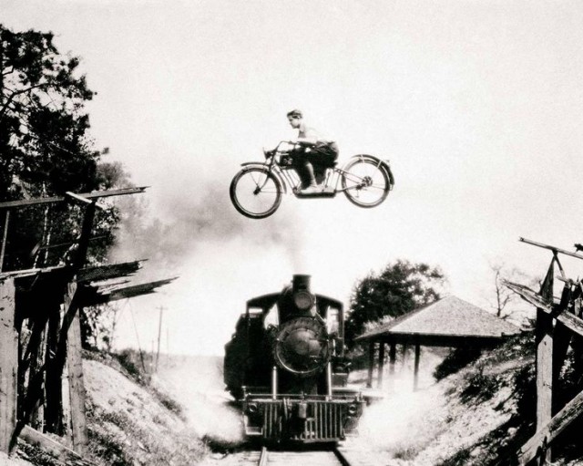 Просто старые фото - №LVII. Чёрно-белый мир