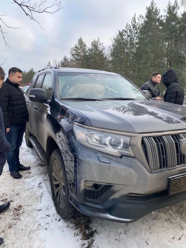 Водитель джипа из Воронежа обстрелял полицейских из фейерверка во время погони. И это не самое странное в этой истории