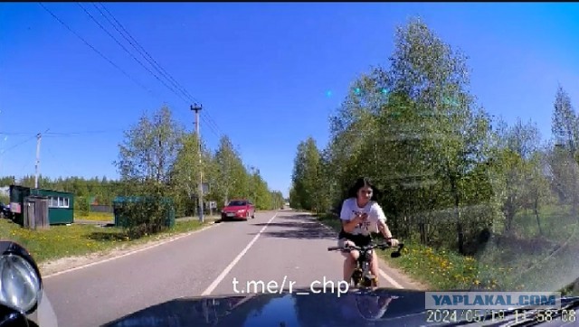 "Вот такое чудо в меня въехало не выходя из онлайна"