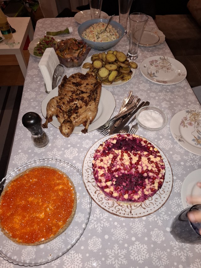 Какой стол, такой и стул!