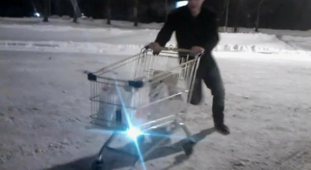 В Щербинке мужчина за два месяца похитил более 180 тележек из торговой сети Магнит