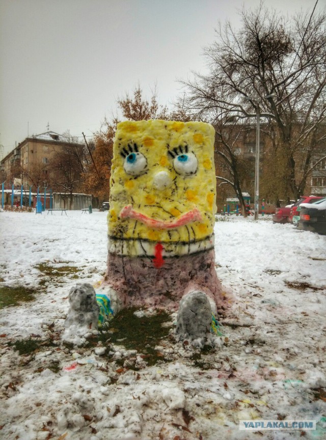 А мы в Челябинске Снегозайцев лепим