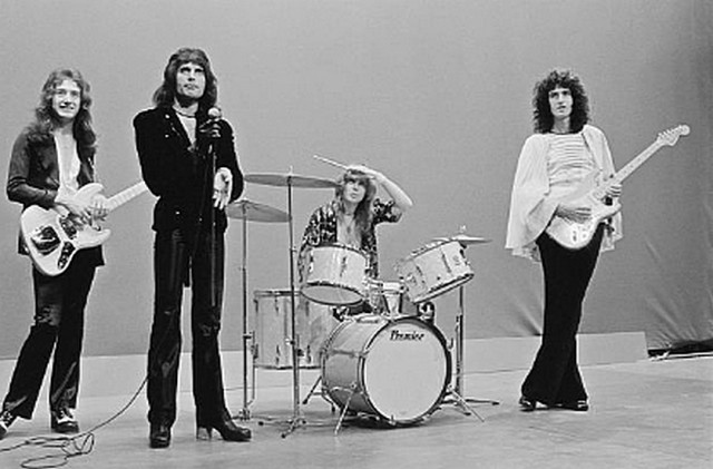 История записи альбома Queen II