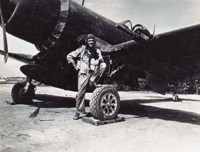 "Ублюдок из Коннектикута". F4U Corsair