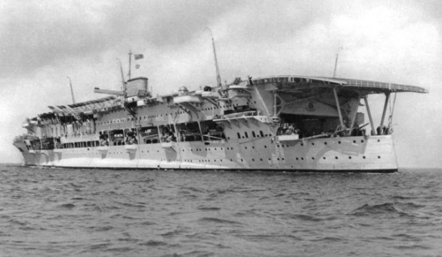 Последний бой авианосца "Glorious", 8 июня 1940 года.
