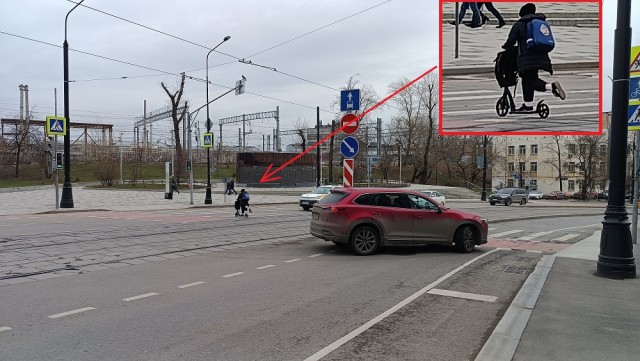 Большая тема: Всегда ли нужно спешиваться при пересечении дороги или пропускать пешехода на переходе?