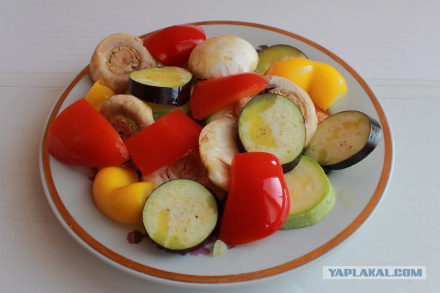 Вкусное обаяние Кулинарии, Повара ЯПа поздравляют милых дам!