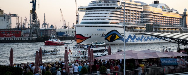 А я в Россию, домой хочу. 50 семей из Германии хотят вернуться на родину