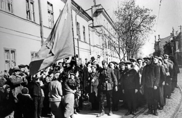 Советские партизаны времён Великой Отечественной Войны