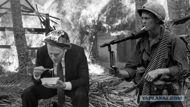 Фотошоп: А. Навальный и доширак