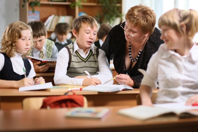 Симпатичные работники бюджетной сферы.