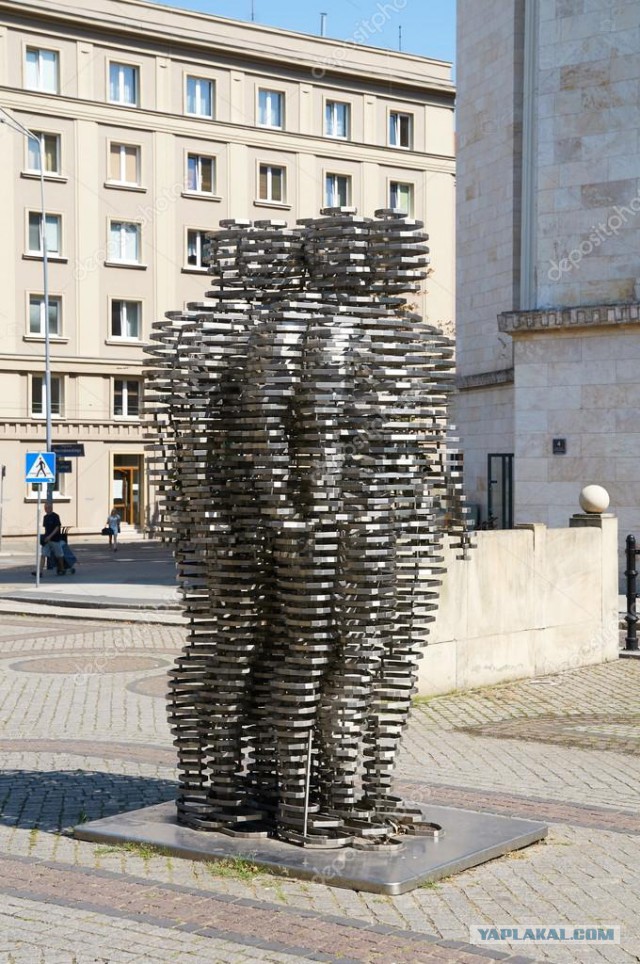 Скульптуры из городов по всему миру, которые доказывают: главное воображение!
