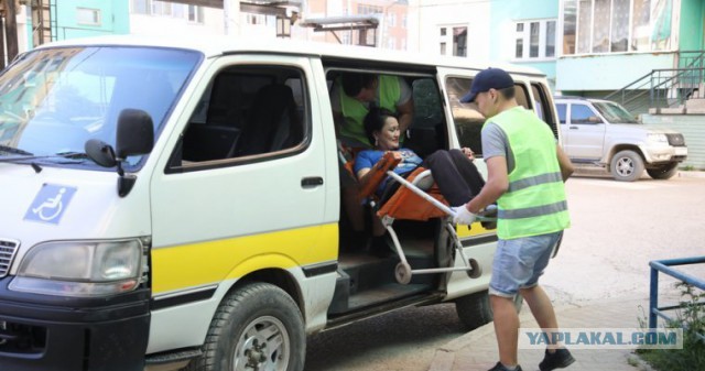 Мэрия Якутска продаёт джипы чиновников ради запуска социального такси