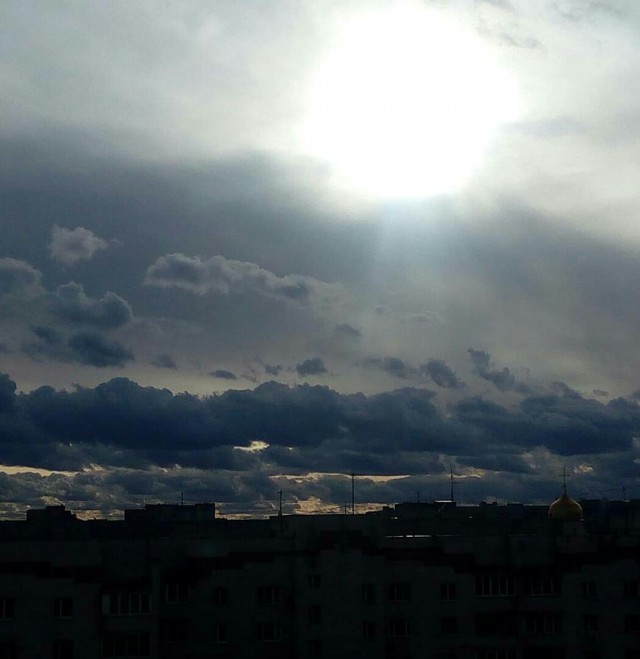 "Горящее небо" - необыкновенный закат в Санкт-Петербурге