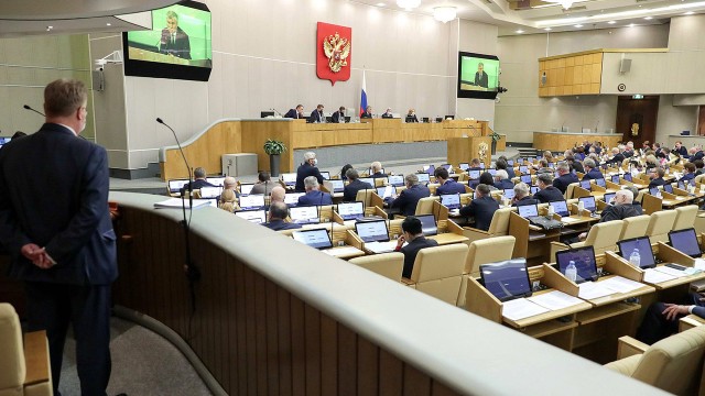 Госдума одобрила отмену предельного возраста для госслужащих, назначаемых президентом