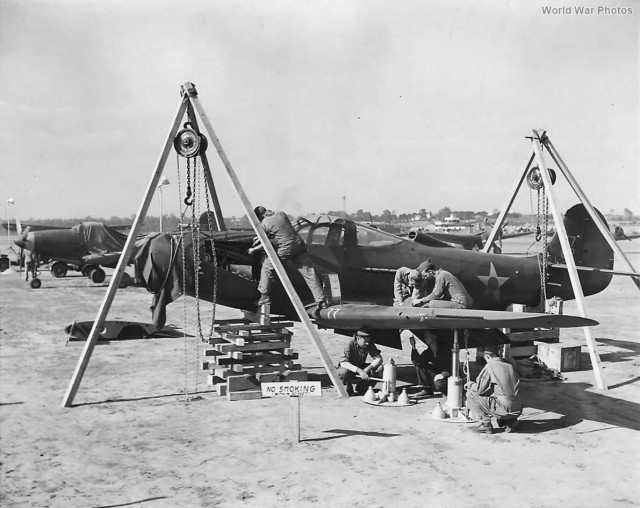 Р-39 Аэрокбра. Американская любимица сталинских соколов. История создания и основные модификации.