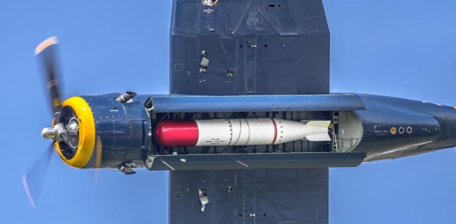 Настоящий Мститель от Grumman, а не поделка от Marvell. TBF/TBM Avenger.