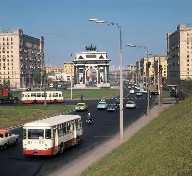 Как быстро летят твои годы.
