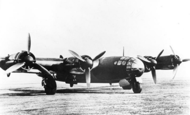 Редкие самолеты. Me-323