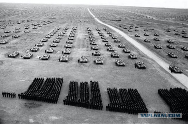 Советская армия в фотографиях