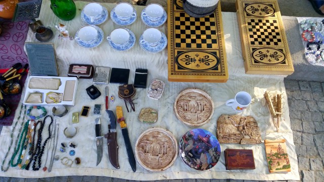 Тбилисская барахолка: возвращение в СССР